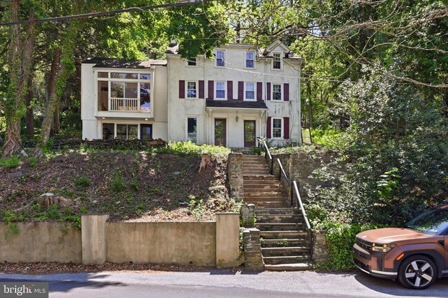 Building Photo - 803 Mill Creek Rd