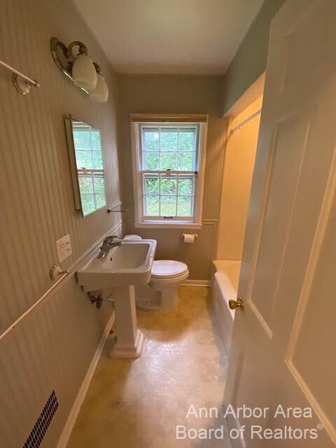 Building Photo - 1801 Arborview Blvd