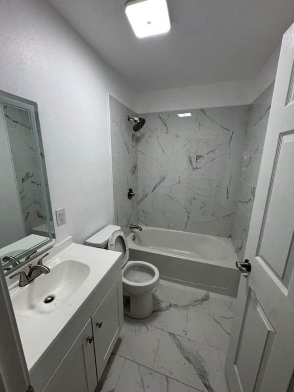 Building Photo - 1821 Jenkins Ave