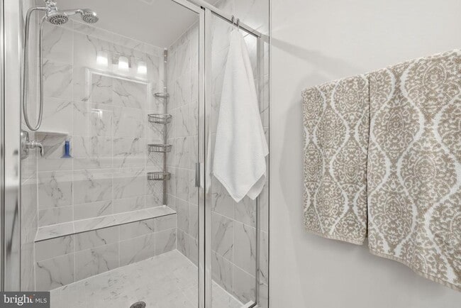 Building Photo - 18359 Moss Gdn Rd