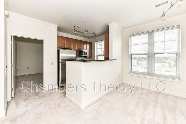 Building Photo - 11770 Sunrise Valley Dr