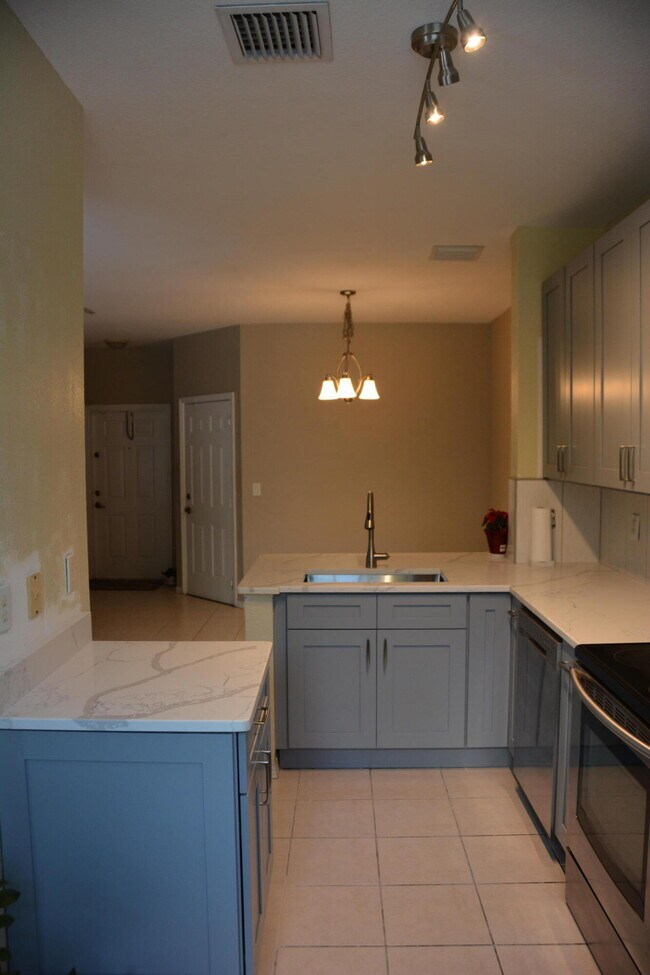 Building Photo - 4030 NW 90th Way