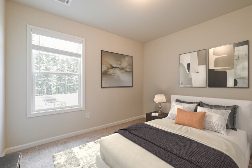 Building Photo - 134 Pyrus Ln