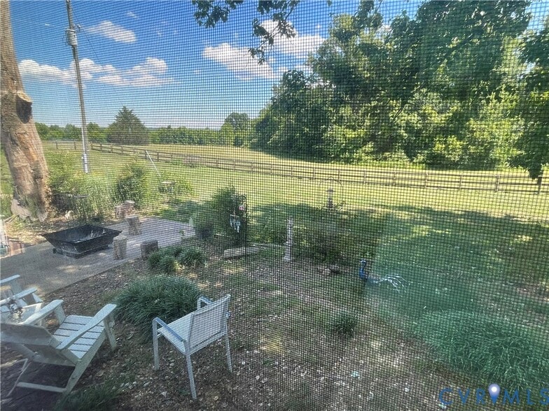 Building Photo - 21121 Rocky Ford Rd