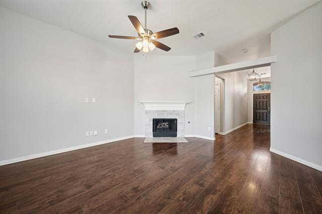 Building Photo - 8308 Sonnet Dr