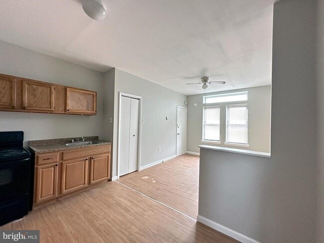 Building Photo - 2113 S 18th St