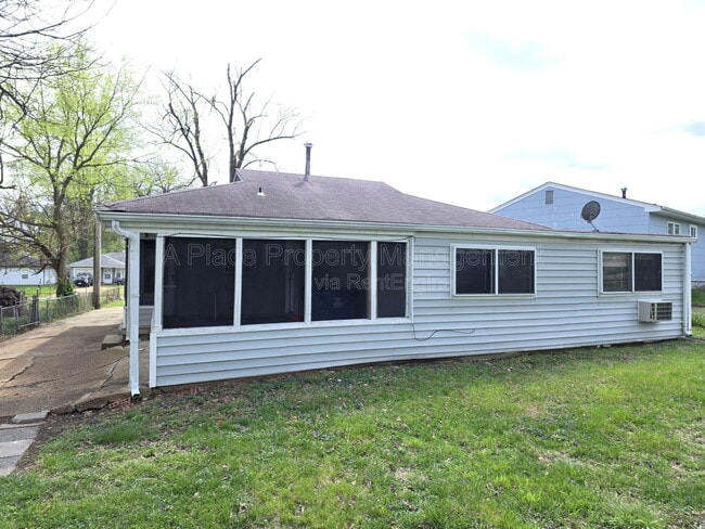 Building Photo - 9215 Outerbelt Ct