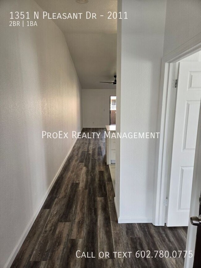 Building Photo - 1351 N Pleasant Dr