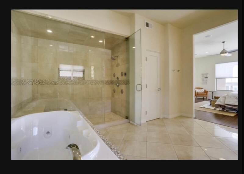 Building Photo - 1518 Monmouth Dr