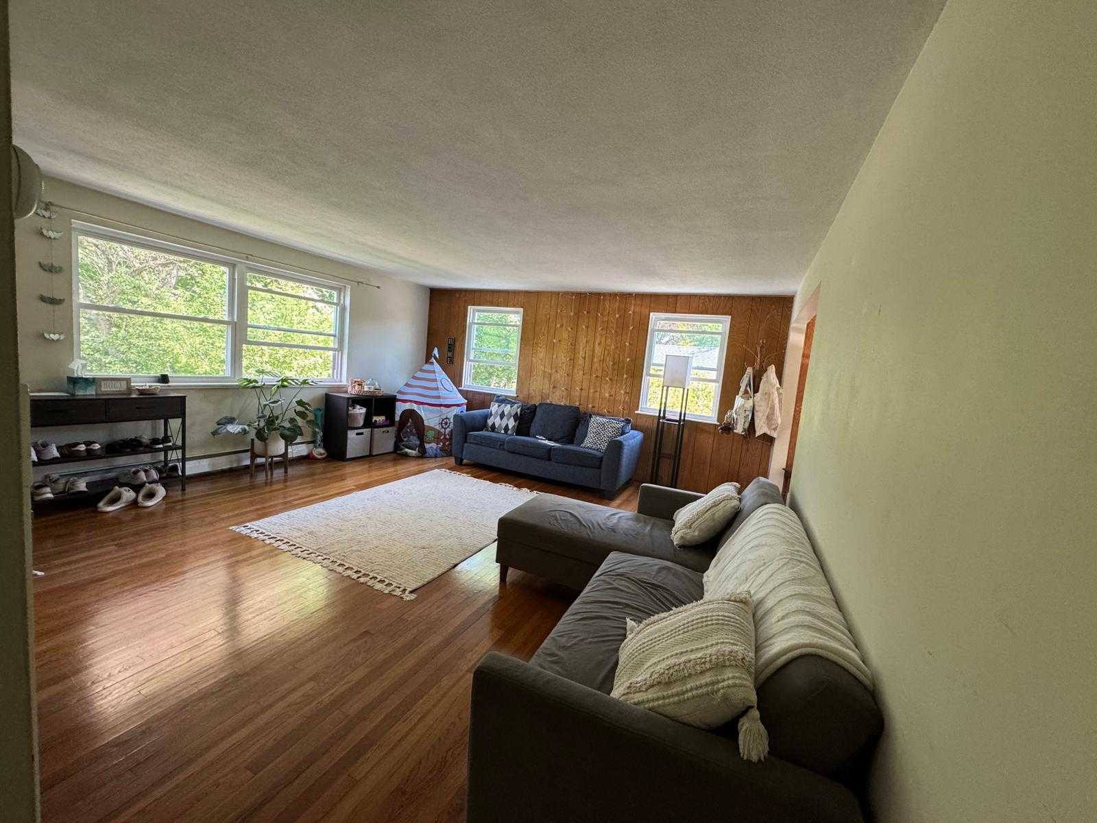 Building Photo - 124 Nonantum Rd