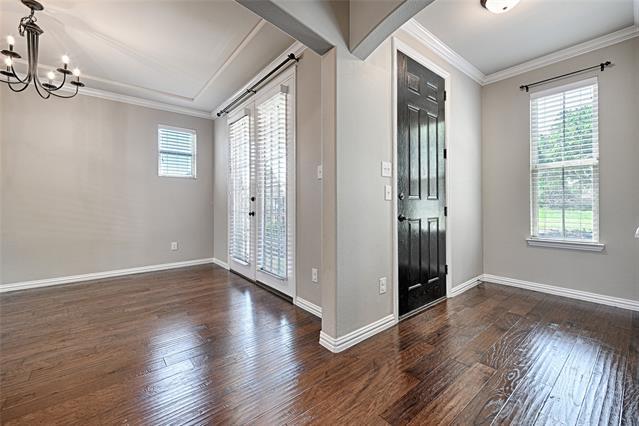 Building Photo - 8000 Choctaw Ln