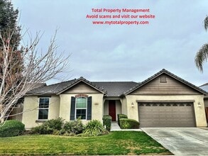 Building Photo - 2101 N Lindsay Ct
