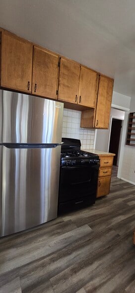 Building Photo - 13220 Red Mountain Rd