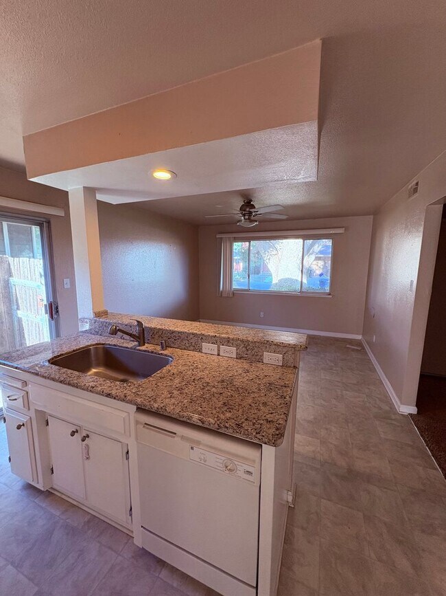 Building Photo - 7748001/51 C/O