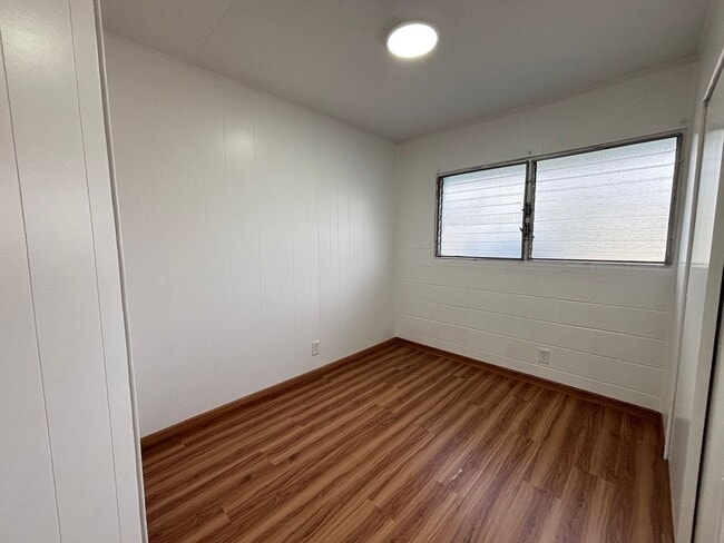 Building Photo - 2429 N School St