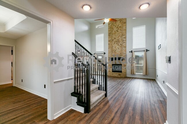 Building Photo - CALL US TODAY AT (505) 808-6467 TO SCHEDULE A VIEWING AND MAKE THIS YOUR NEW HOME!!