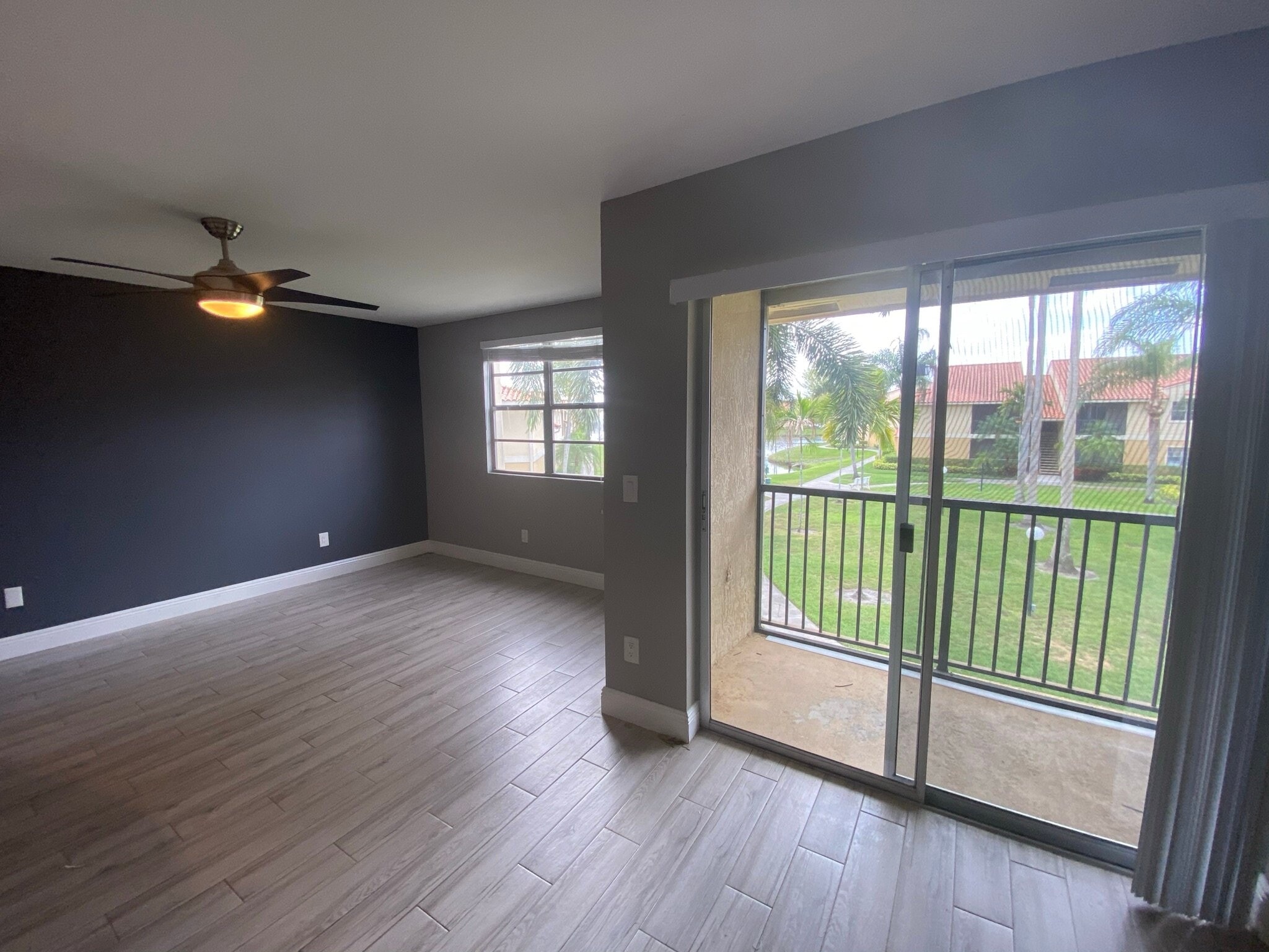 Building Photo - 1239 SW 46th Ave