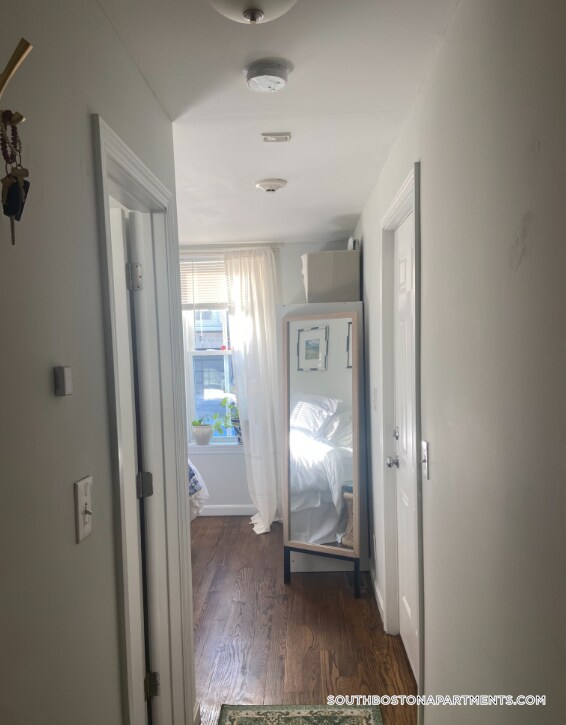 Building Photo - 38 L St