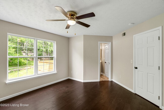 Building Photo - 7013 Brook Bend Way