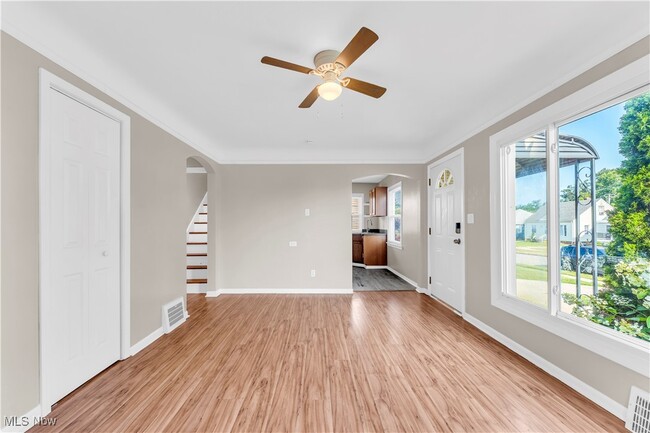 Building Photo - 2411 Brookdale Ave