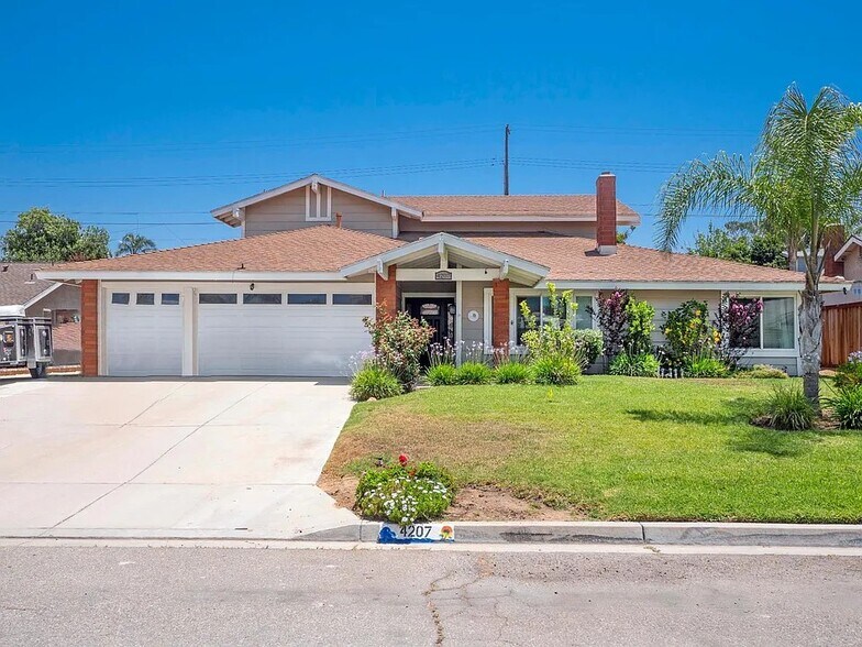 Main House - 4207 Rimcrest Dr