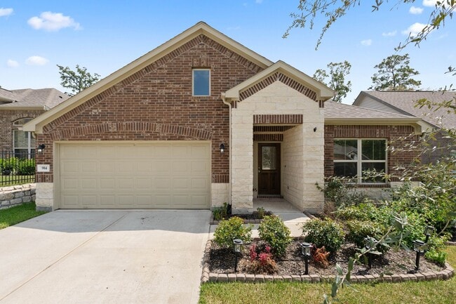 Building Photo - 914 Golden Willow Ln