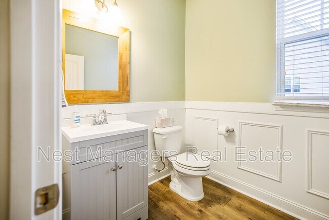 Building Photo - 136 Loch Ln