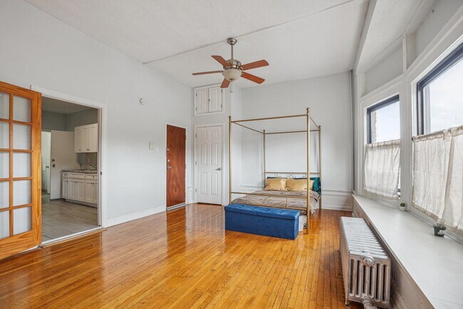 Building Photo - 93 Monticello Ave