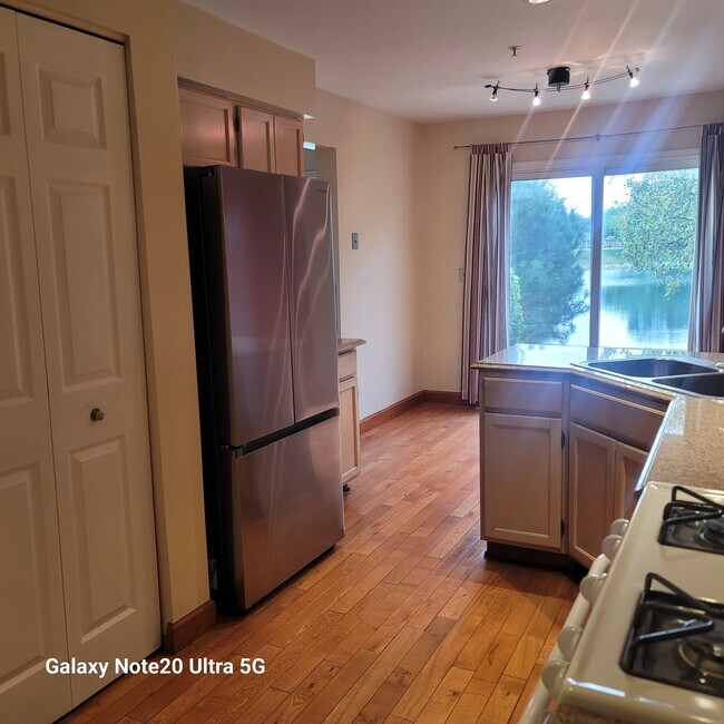 Building Photo - 1431 Orleans Dr