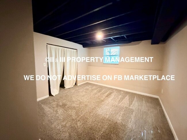 Building Photo - 1213 NE Ball Dr