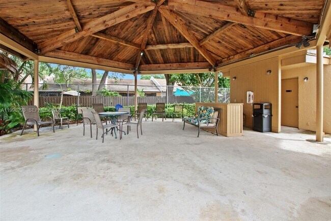 Building Photo - 1360 NW 97th Terrace