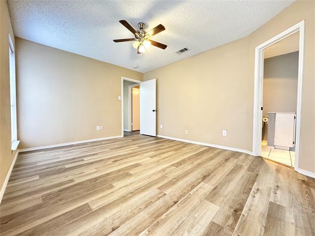 Building Photo - 921 Baxter Dr