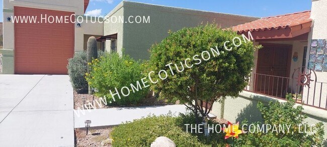 Building Photo - 5661 N Vista Karina Mia