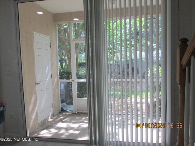 Building Photo - 8086 Summer Bay Ct