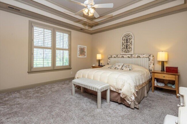 Building Photo - 5208 Prairie Sky Dr