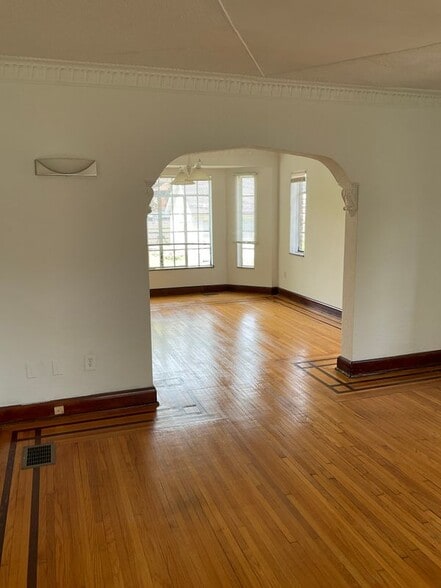 Building Photo - 15763 Ashton Rd