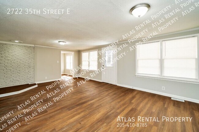 Building Photo - 2722 35th St E