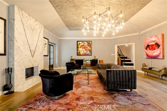 Building Photo - 1514 Sunset Plaza Dr