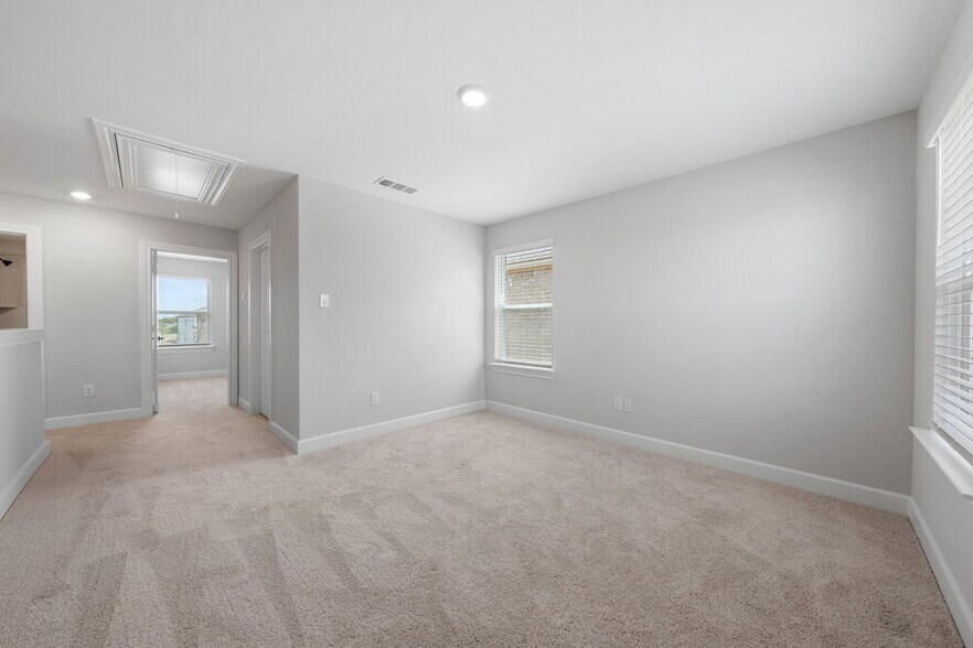 Building Photo - 1116 Windermere Wy