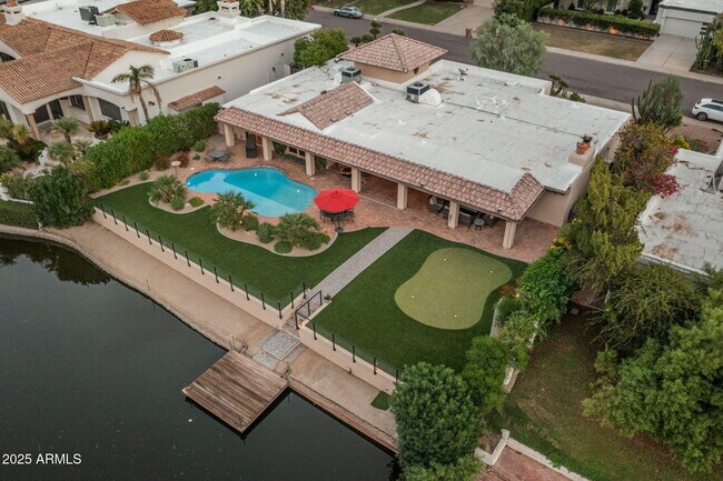 Building Photo - 7620 E Vía Del Placito