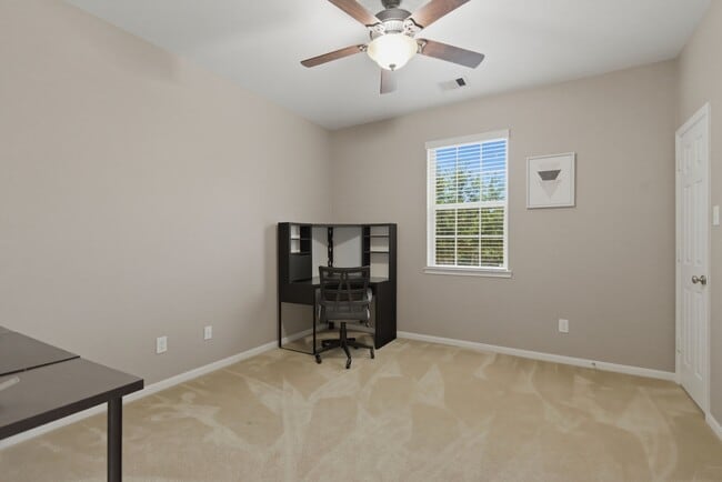 Building Photo - 14535 Mountain Cliff Ln