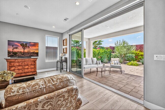 Building Photo - 51475 Whiptail Dr