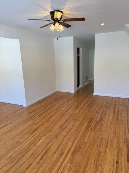 Family Room - 18 Cooper Dr