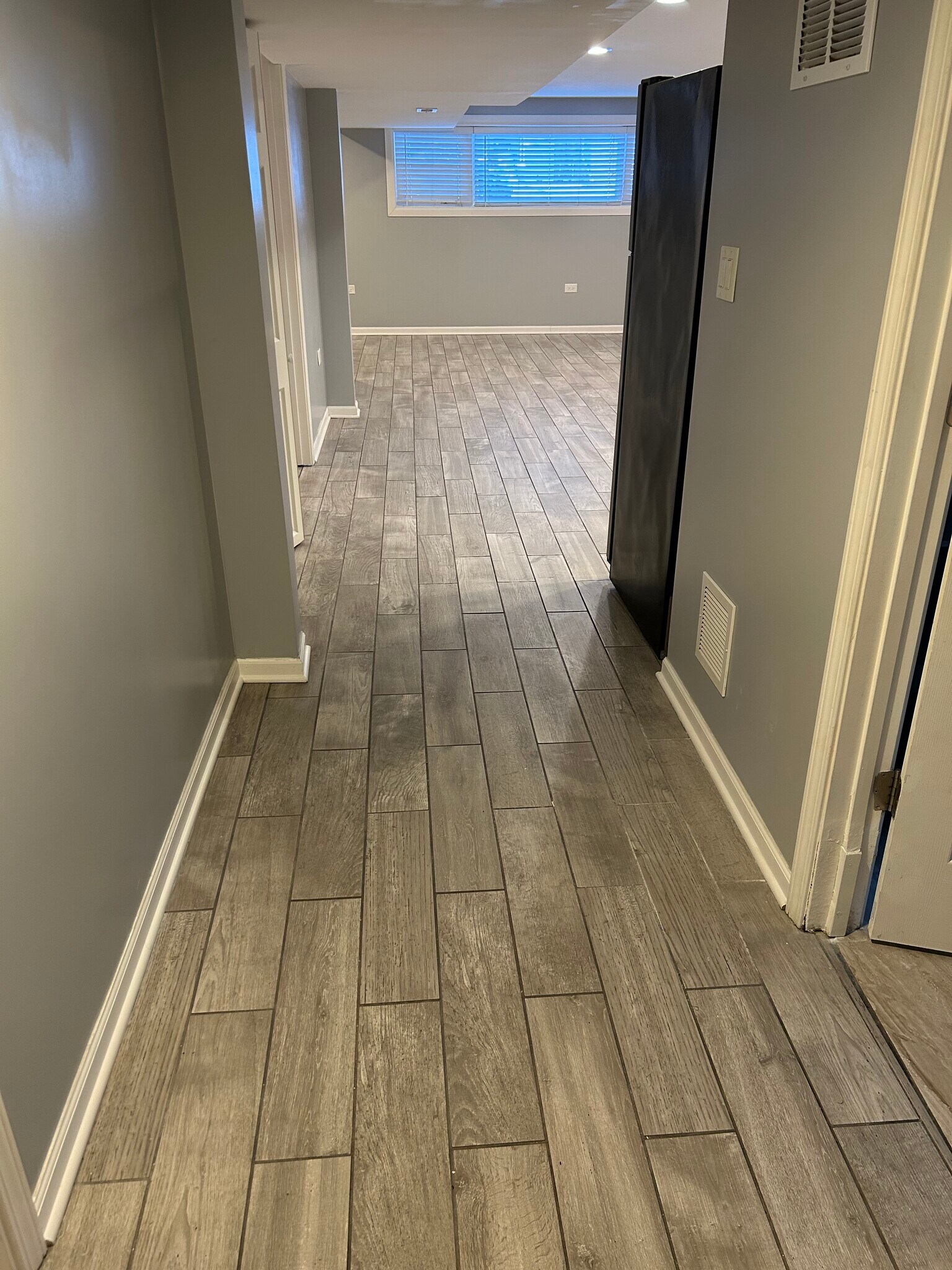 Building Photo - 3532 N Oriole Ave