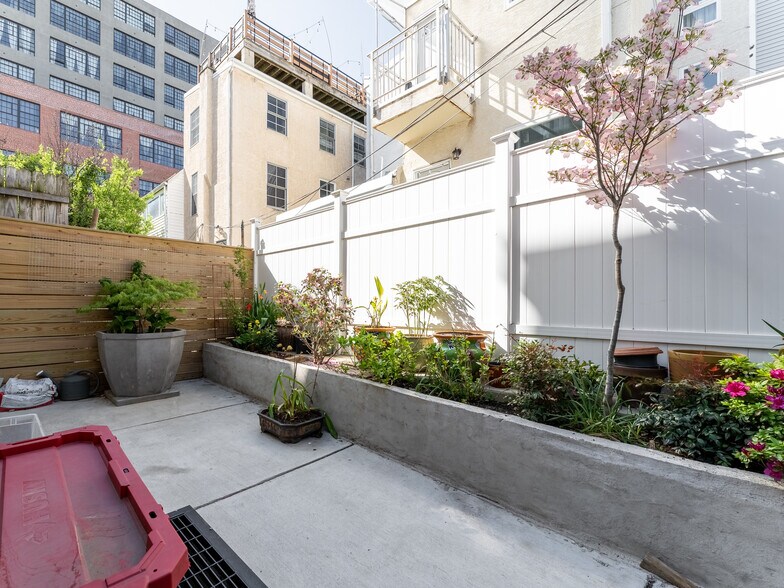 Building Photo - 1005 Brandywine St