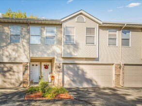 Building Photo - This is a must see