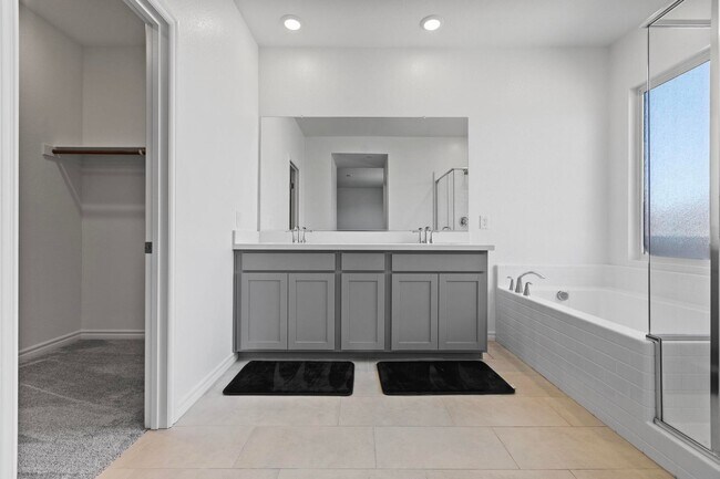 Building Photo - Desirable Inspirada Next-Gen Home! 4 Bedro...