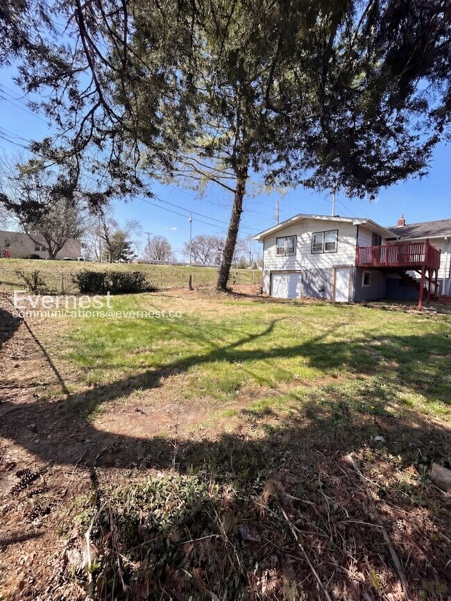 Building Photo - 9224 Kathlyn Dr