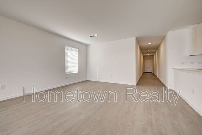 Building Photo - 9724 NW 124th St