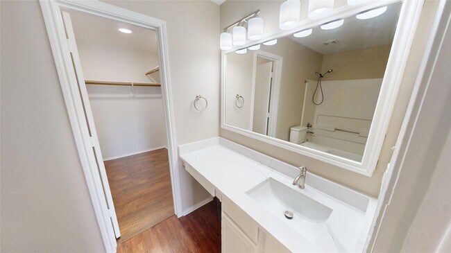 Building Photo - 20323 Baron Brook Dr